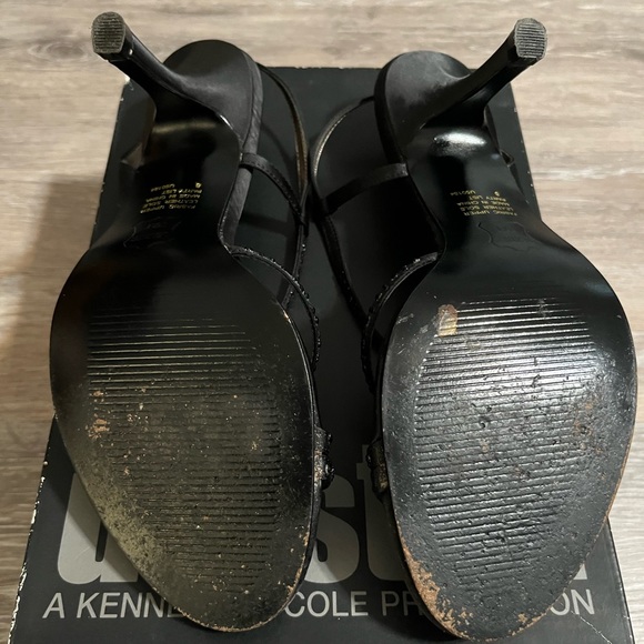 EUC Unlisted Heels - Picture 3 of 5